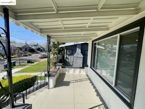2445 66th AVE, Oakland CA 94605