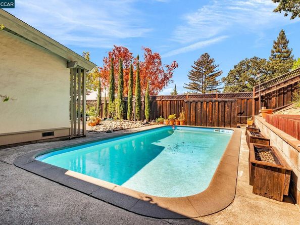 70 Norman Court, Walnut Creek CA 94595