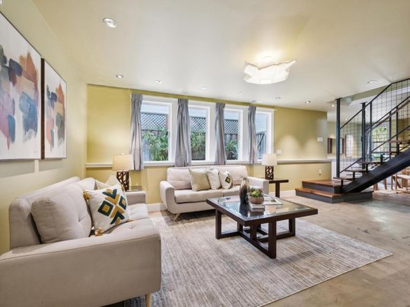 2017 San Jose Ave, Alameda CA 94501