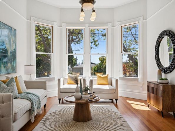 2017 San Jose Ave, Alameda CA 94501