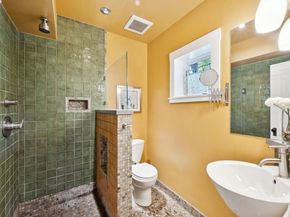 2017 San Jose Ave, Alameda CA 94501