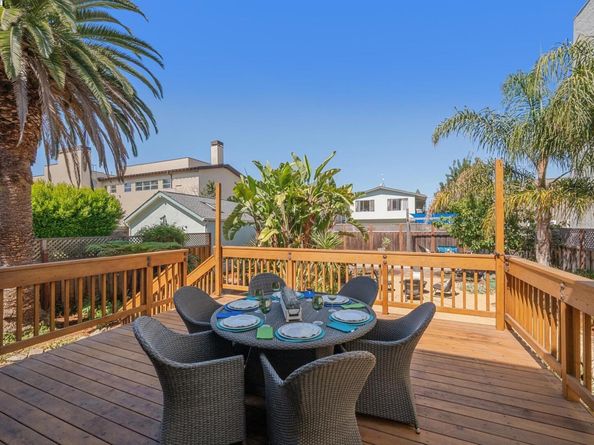 2017 San Jose Ave, Alameda CA 94501