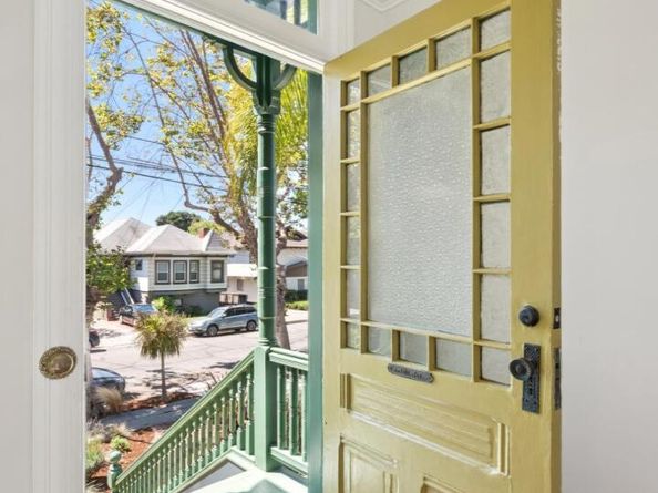 2017 San Jose Ave, Alameda CA 94501