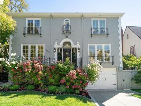 945 Sunnyhills Rd, Oakland CA 94610