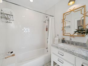 945 Sunnyhills Rd, Oakland CA 94610