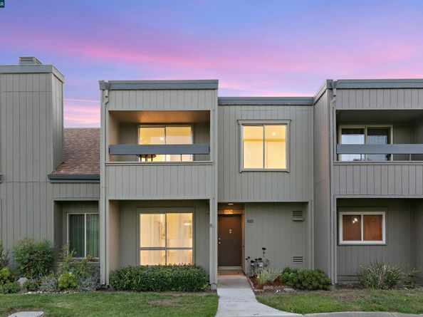 1078 Jost Ln, Alameda CA 94502