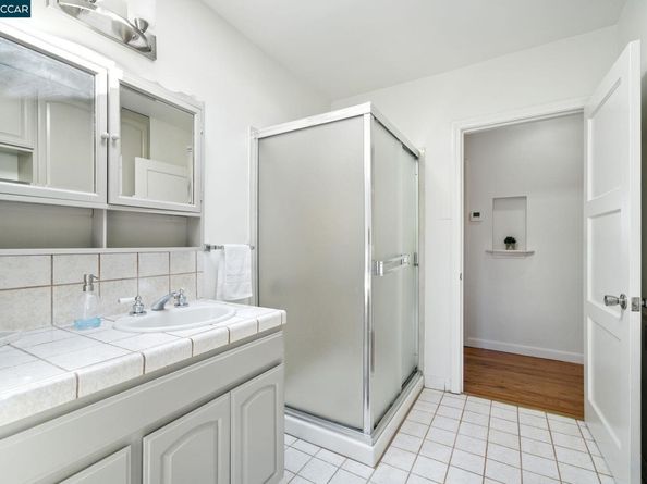 3716 Kenwood Ave, San Mateo CA 94403