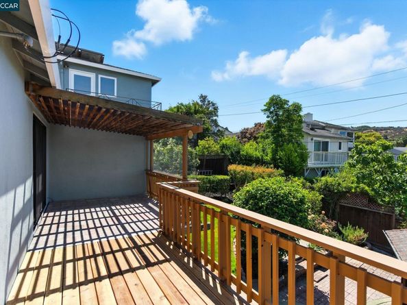 3716 Kenwood Ave, San Mateo CA 94403