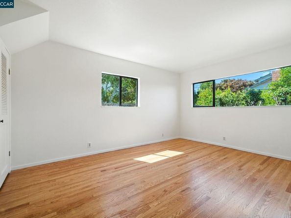 3716 Kenwood Ave, San Mateo CA 94403