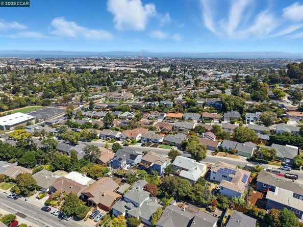 3716 Kenwood Ave, San Mateo CA 94403