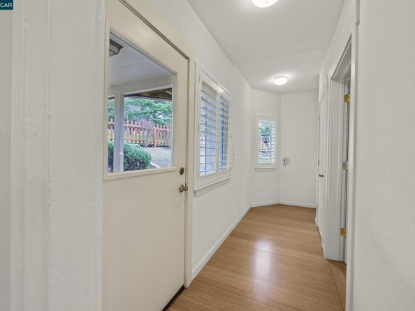 2581 Charles Ave, Pinole CA 94564