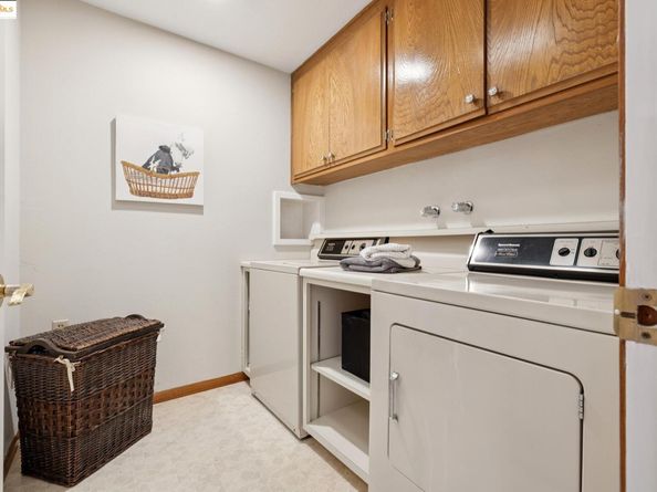 1657 Clearview Dr., San Leandro CA 94577