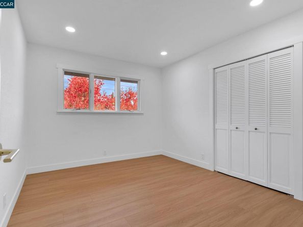 421 Roanoke Dr, Martinez CA 94553