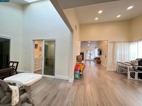 120 Bonita Ct, Rodeo CA 94572