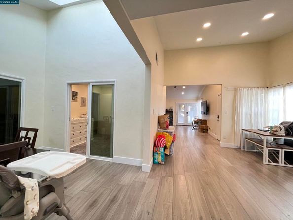 120 Bonita Ct, Rodeo CA 94572