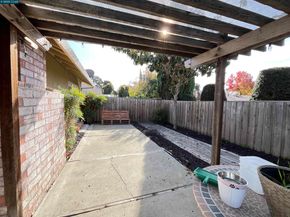 120 Bonita Ct, Rodeo CA 94572