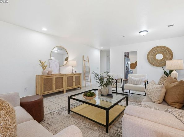 33601 11th St, Union City CA 94587