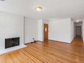 4520 Valley View Rd, Richmond CA 94803