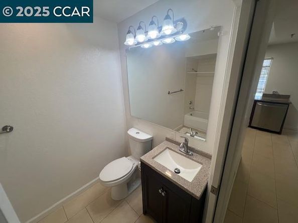 1975 Bonifacio St 5, Concord CA 94520