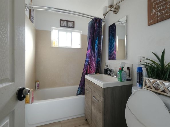 2120 E 22nd St, Oakland CA 94606