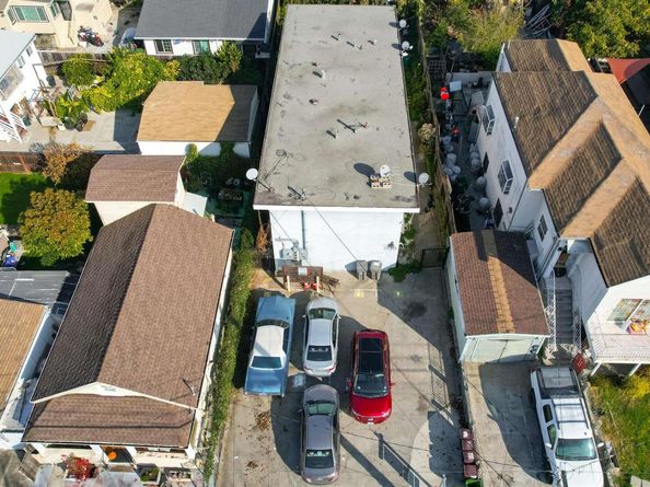 2120 E 22nd St, Oakland CA 94606