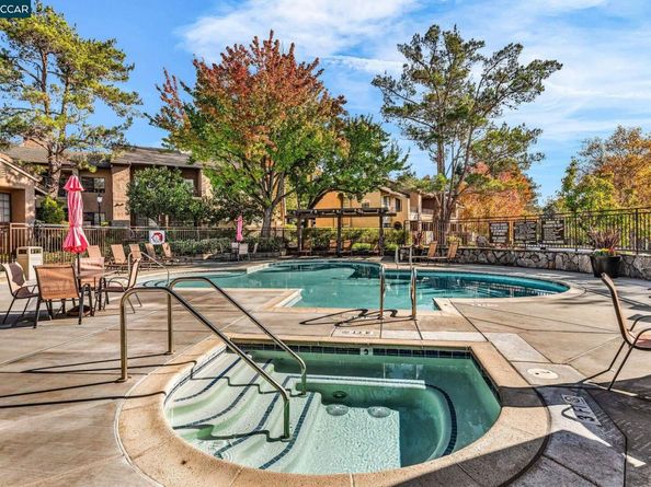 440 Canyon Woods Pl C, San Ramon CA 94582