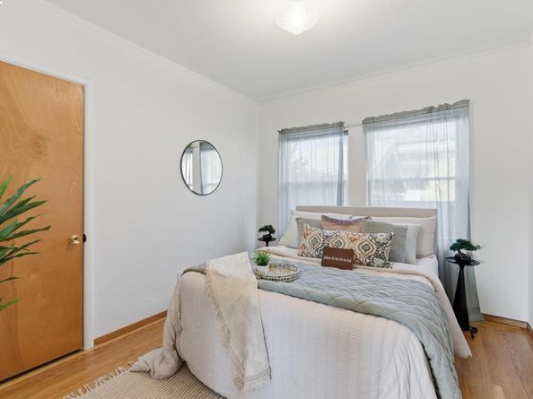 3937 Bayo Street, Oakland CA 94619
