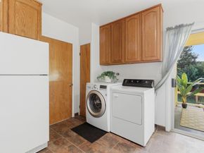 3937 Bayo Street, Oakland CA 94619