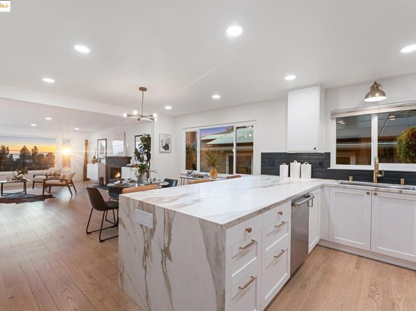 4671 Stauffer Pl, Oakland CA 94619