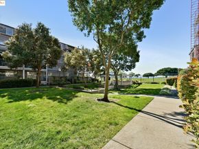 1207 Melville Sq 417, Richmond CA 94804