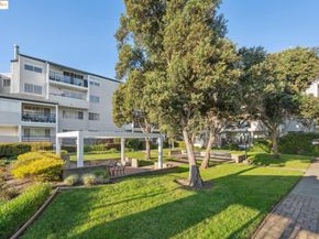 1207 Melville Sq 417, Richmond CA 94804