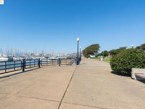 1207 Melville Sq 417, Richmond CA 94804