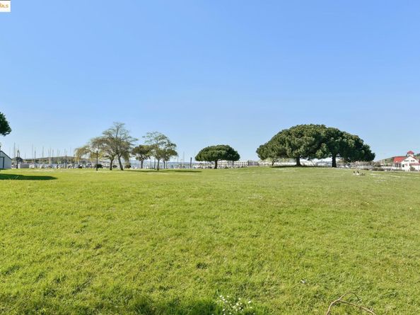 1207 Melville Sq 417, Richmond CA 94804