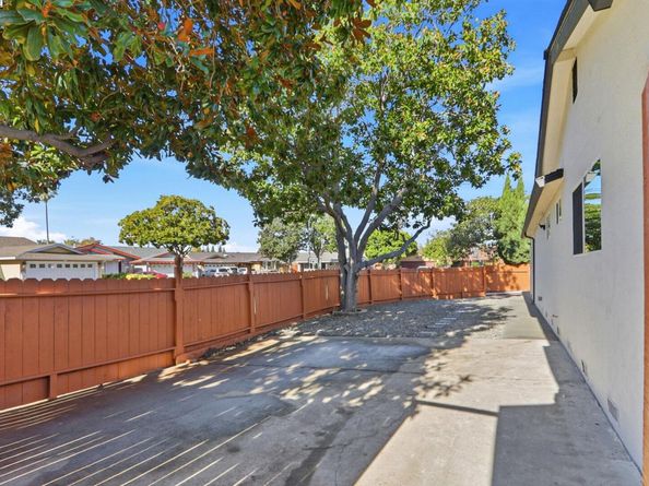 32252 Coronation dr, Union City CA 94587