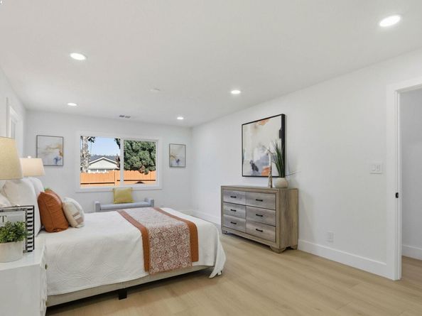 32252 Coronation dr, Union City CA 94587