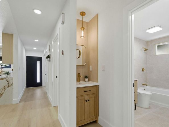 32252 Coronation dr, Union City CA 94587