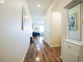 382 Llano De Los Robles AVE UNIT 3, San Jose CA 95136