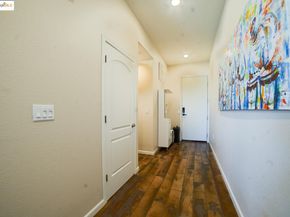 382 Llano De Los Robles AVE UNIT 3, San Jose CA 95136