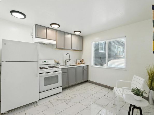 840 Oak St, Alameda CA 94501