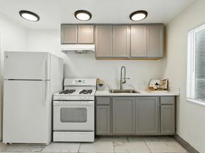 840 Oak St, Alameda CA 94501