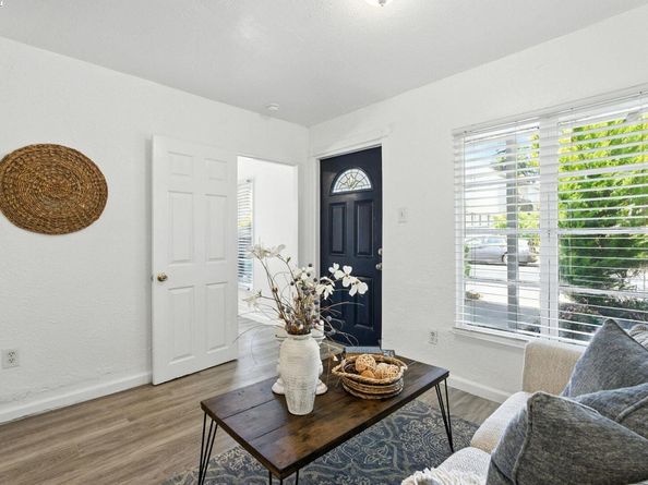 840 Oak St, Alameda CA 94501