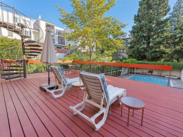 288 Whitmore 217, Oakland CA 94611