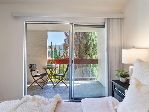 288 Whitmore 217, Oakland CA 94611