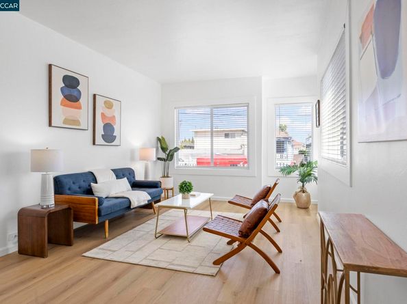 1535 38Th Ave, Oakland CA 94601