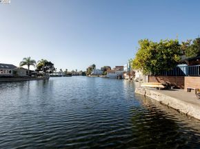 2000 Clinton Ave, Alameda CA 94501