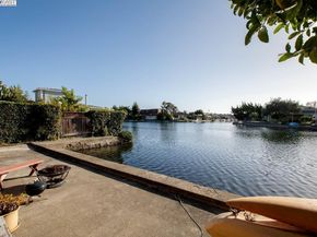 2000 Clinton Ave, Alameda CA 94501