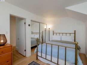 2000 Clinton Ave, Alameda CA 94501