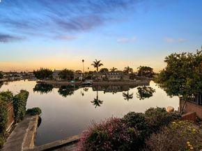 2000 Clinton Ave, Alameda CA 94501