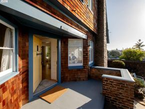 2000 Clinton Ave, Alameda CA 94501