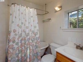 2000 Clinton Ave, Alameda CA 94501